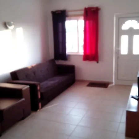 Charming 2-bed In Olhos De Agua