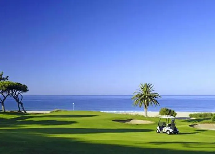 Charming 2-bed In Olhos De Agua Albufeira