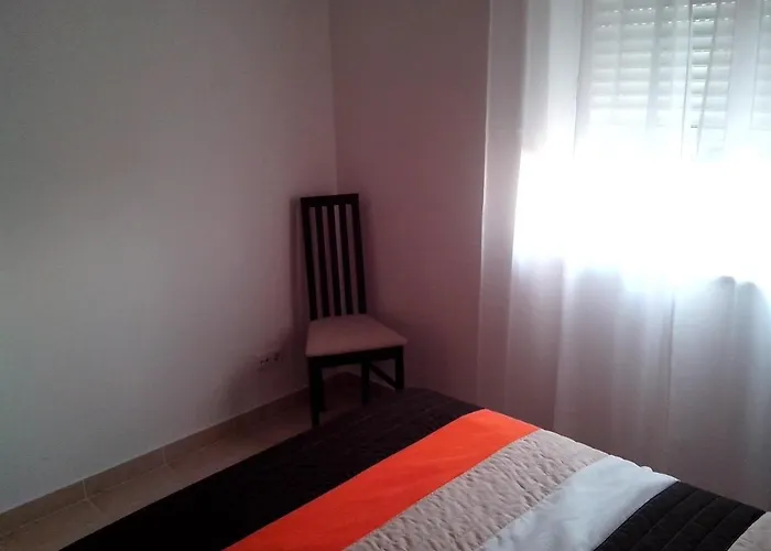 Charming 2-bed In Olhos De Agua *