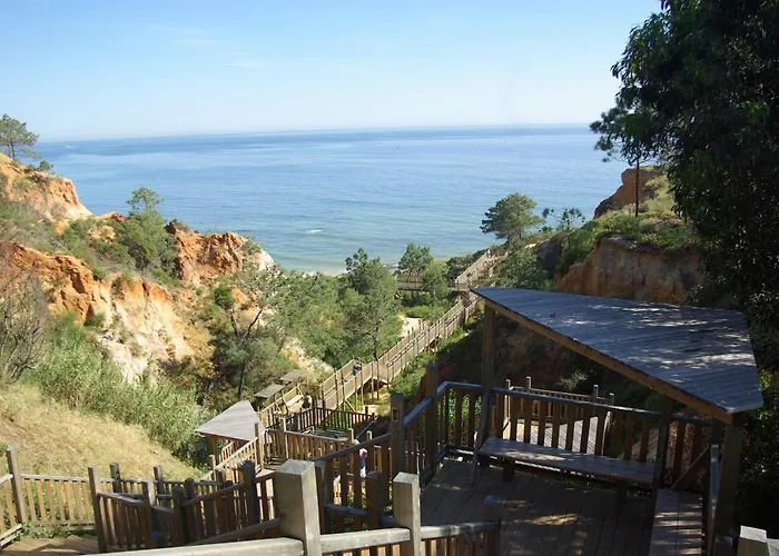 Apartment Charming 2-bed In Olhos De Agua