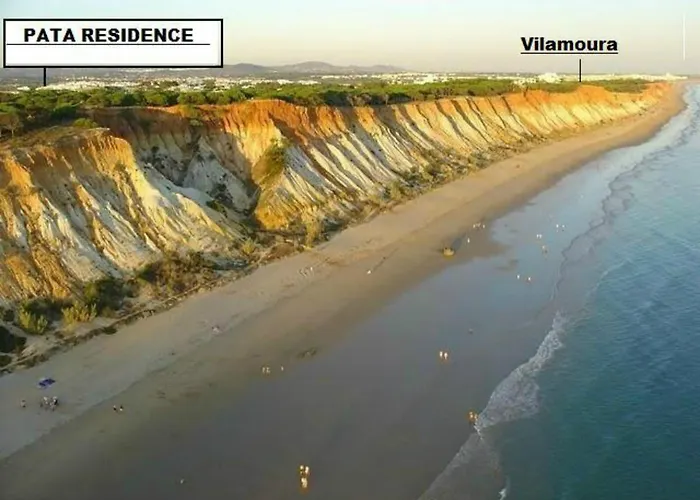 Apartment Charming 2-bed In Olhos De Agua