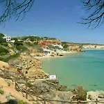Daire Charming 2-bed In Olhos De Agua *