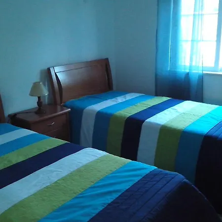 Charming 2-bed In Olhos De Agua Apartmán *